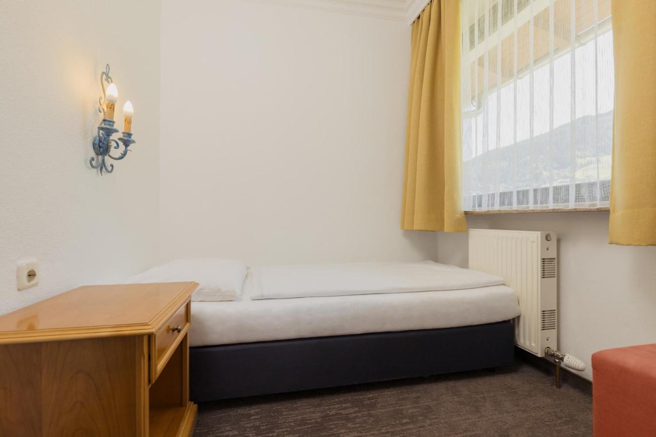 קפרון Hotel Tauernhof מראה חיצוני תמונה