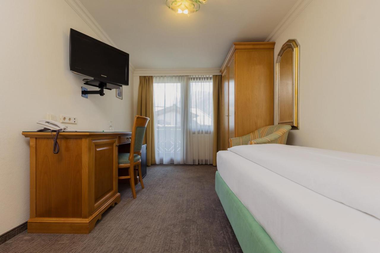 קפרון Hotel Tauernhof מראה חיצוני תמונה